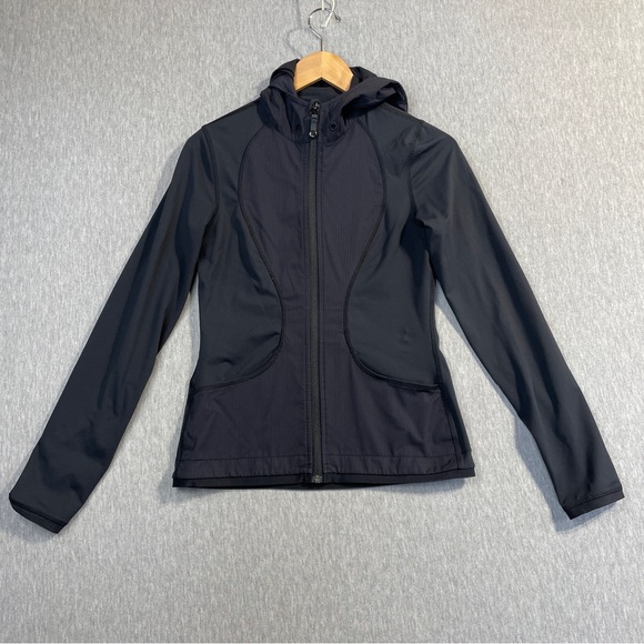 Lululemon Athletica Women’s Dance Studio Jacket Size 4 Lightweight Hoodie Black - Picture 1 of 12